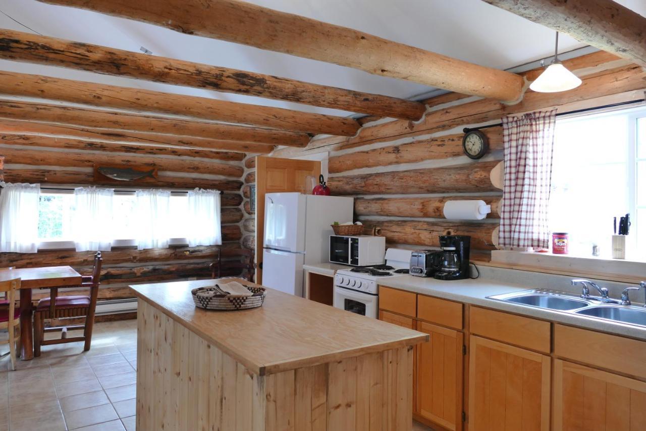 Trail Shop Inn Wapiti Exteriör bild