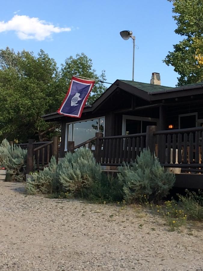 Trail Shop Inn Wapiti Exteriör bild